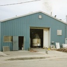A picture of the warehouse where Ken Grossman crafted his first beer as Sierra Nevada Brewing Co.
